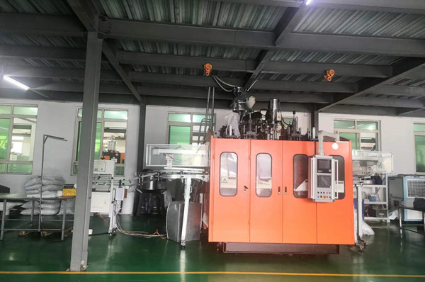 全自動(dòng)吹塑機(jī)